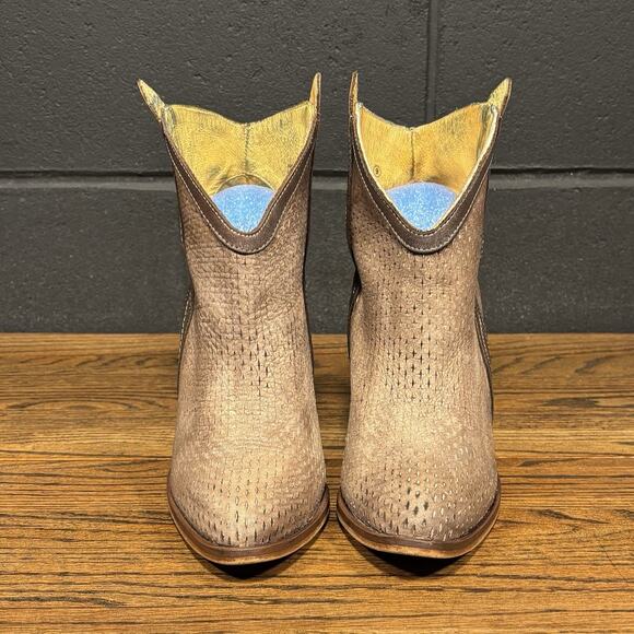 Naughty Monkey Distressed Brown Leather Western Ankle Boots Booties Women’s 9 - Picture 3 of 8